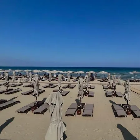 Grand Sapphire 2 Bedroom *