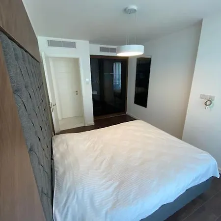 Grand Sapphire 1 Bedroom
