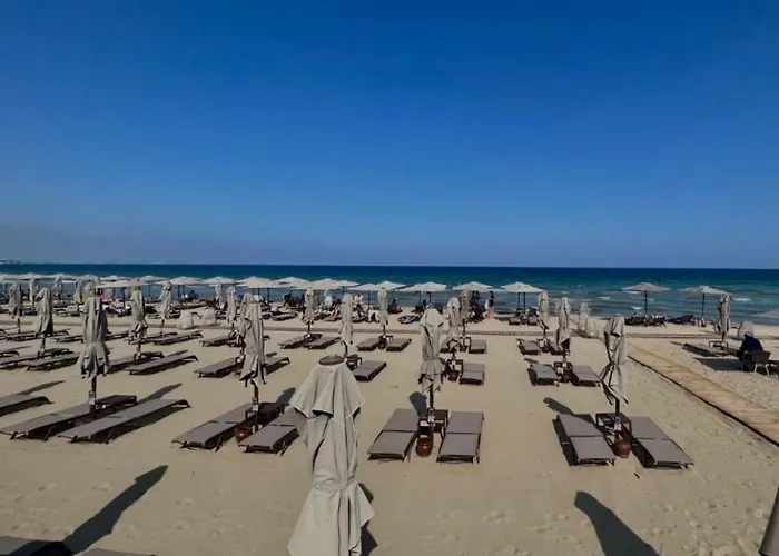 Grand Sapphire 2 Bedroom *